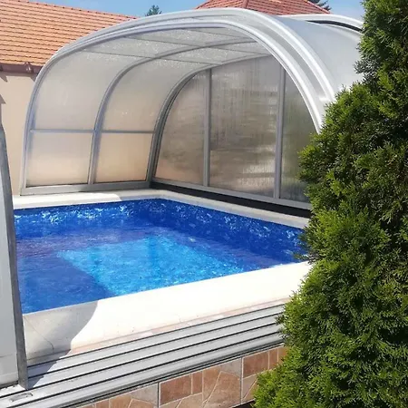 In - Balaton 35627 Siofok